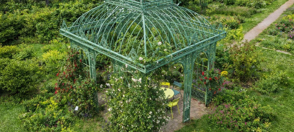 Mainzer Theodor-Heuss-Brücke bei Nacht.